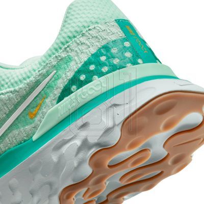 16. Nike React Infinity Run Flyknit 3 W DD3024-301 shoe