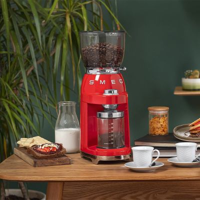 11. Smeg CGF11RDEU Coffee Grinder 150W Red