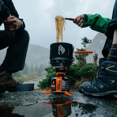 13. Jetboil Trailcook 1.2L cooking set - carbon
