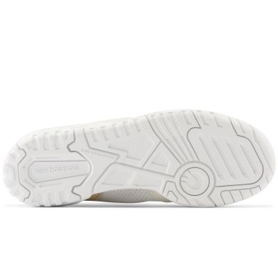 7. New Balance W BBW550ST Shoes