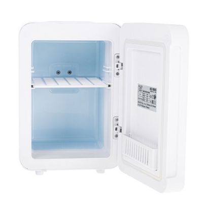 31. Mini fridge with mirror ADLER AD 8085
