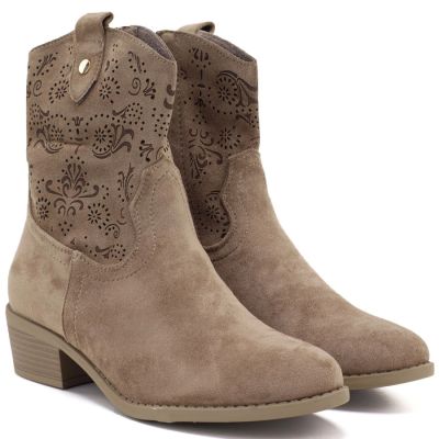 4. Women’s Beige Perforated Ankle Boots M.Daszyński MR2353-23