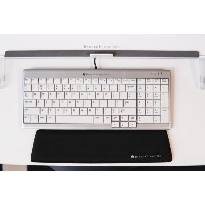 5. BakkerElkhuizen Trapezium Ergo ergonomic wrist rest, compact width 330mm