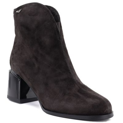 Women's leather ankle boots with high heels, chocolate, Vinceza 91178