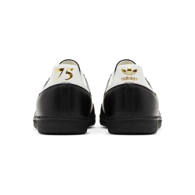 9. Adidas Originals Men’s Shoes Samba OG JP5282