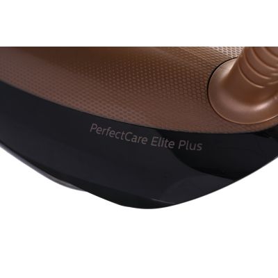 11. Philips GC9682/80 steam generator iron (2800W; black)