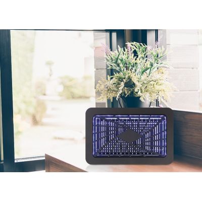 4. NOVEEN IKN590 insect killer lamp