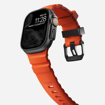 8. Nomad Rocky Point Band Black Leather, Titanium