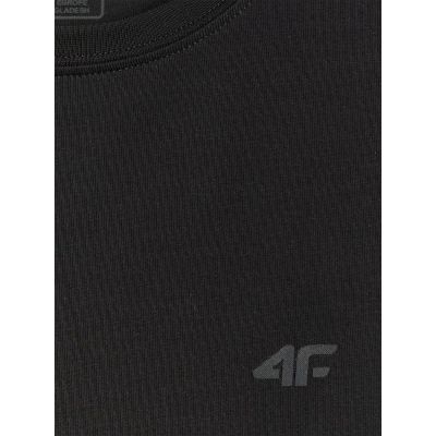 4. Slim T-shirt from the 4F women's basic collection 4FWMM00TTSHF3306-20S