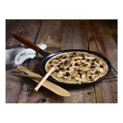 3. Staub 40509-525-0 Round Pancake Pan