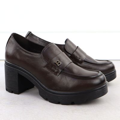 3. Women's loafers on a block heel, brown, Potocki SZ12700