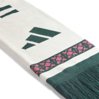 2. adidas Real Madrid Scarf KQ9823