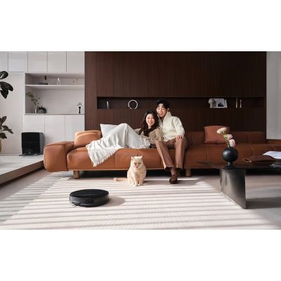 47. Roborock Saros 10R Robot Vacuum Cleaner (Black)