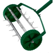 Verto 15G539 hand-held lawn aerator