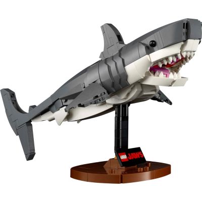 40. LEGO Ideas 21350 Jaws