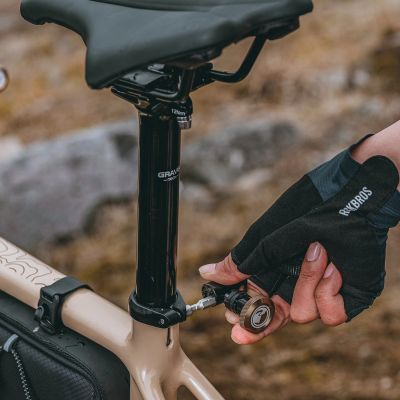 15. Rockbros ROAD TO SKY VK-KC10 6-in-1 Handlebar-Mounted Bicycle Multitool - Brown