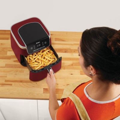 4. Ninja Foodi Air Fryer Red AF14