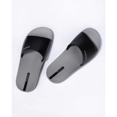 5. Ipanema Slide M 82832BC572 flip-flops