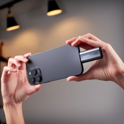 11. Adata SC750 500G USB3.2C External SSD 1050/1000MB/s