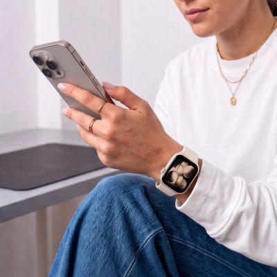 5. Tech-Protect Silicone Strap for Apple Watch 44 / 45 / 46 / 49 mm - Beige