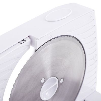 6. CAMRY CR 4703 slicer