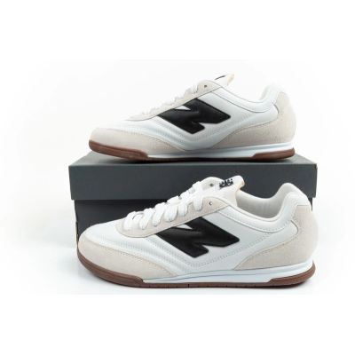 10. New Balance men's sports shoes sneakers fashionable comfortable white