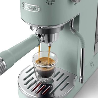 4. DeLonghi EC890.GR coffee machine