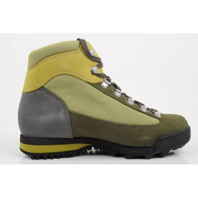 4. Aku Women's Ultralight Gore-tex Hiking Boots, Gray Green