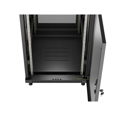 6. LANBERG FLOOR CABINET 19" 18U 600X800 BLACK