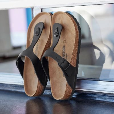 11. Birkenstock Gizeh W 0043693 Flip-Flops
