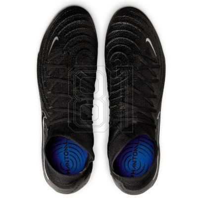 4. Nike Phantom Luna II Elite M FJ2572-001 football boots