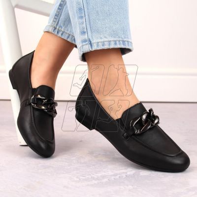 3. Comfortable leather shoes with a chain Remonte W RKR645, black