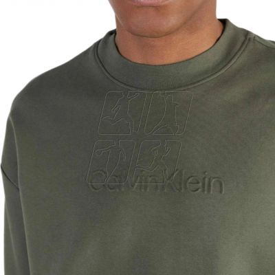 5. Calvin Klein Embossed Logo Comfort Fit M K10K112196 sweatshirt