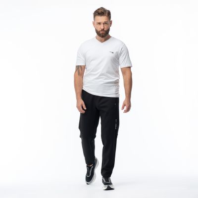 16. Ervon M trousers