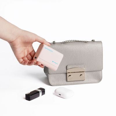 4. Powerbank Cuktech CP13 30W 10000mAh USB-C + USB-A - pink