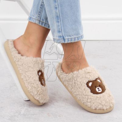 5. Unisoft W 6625 EVE467 Teddy Bear Slippers