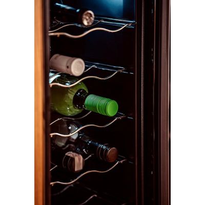 4. ADLER AD 8083 wine refrigerator