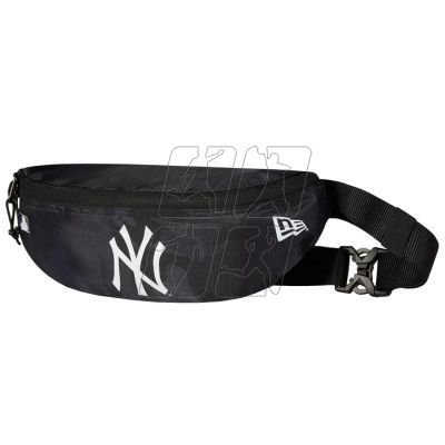 2. New Era Mlb New York Yankees Logo Mini Waist Bag 6024008