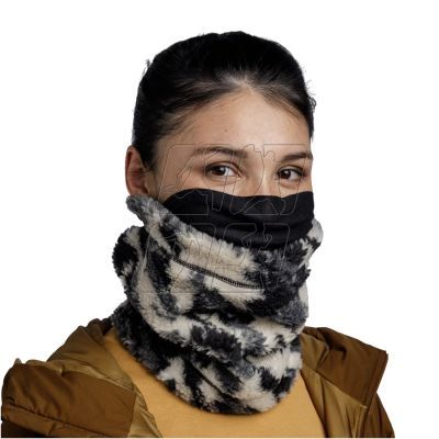 3. Buff Switch Polar Neckwarmer 1324909371000