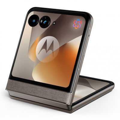 27. Motorola Razr 70 5G 8/256GB Pantone Hematite