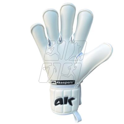 6. 4keepers Champ Black VI RF2G Jr goalkeeper gloves S906493