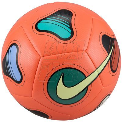 2. Nike Maestro Football FJ5547-643