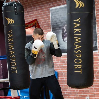 20. Yakmaspor lion boxing gloves 14 oz 10034214OZ