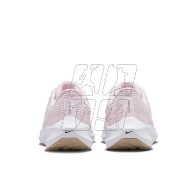 5. Nike Pegasus 40 W DV3854-600 shoes