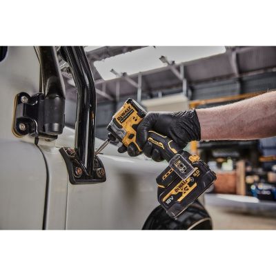 14. 18V DCF850N-XJ DEWALT Battery Impact Driver