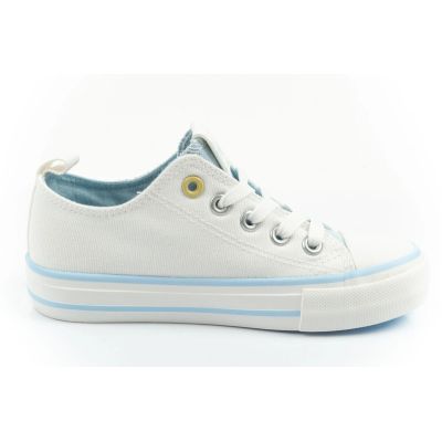 4. Leomil children's sports shoes Stitch sneakers comfortable light white