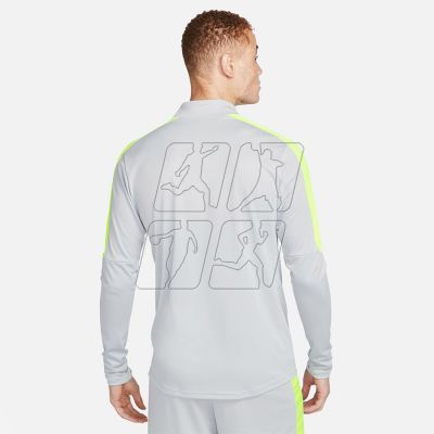 7. Sweatshirt Nike Dri-Fit Academy M DX4294 007