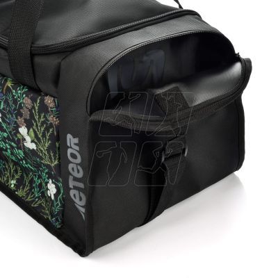 4. Meteor Odyn 16899 fitness bag