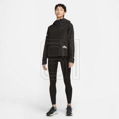 22. Nike GORE-TEX W DM7565-010 Jacket