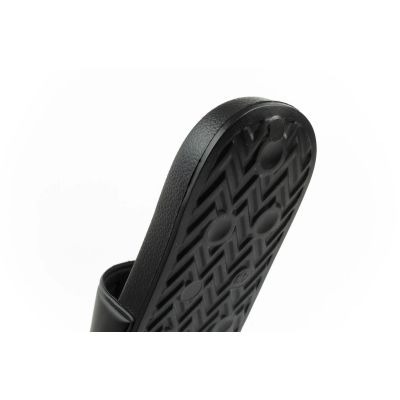 7. Gap men's sneakers Murphy slip-on slippers comfortable lightweight black